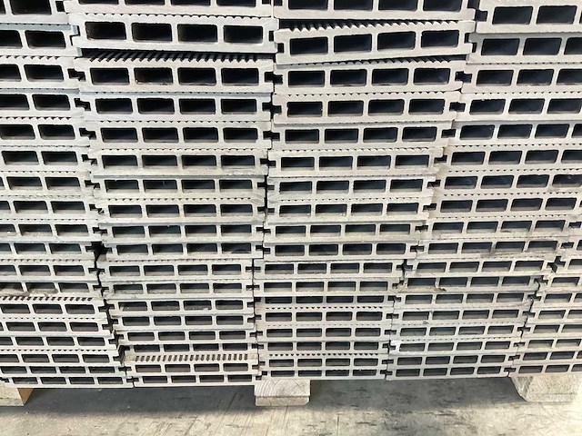 Bamdura composiet vlonderplank - grijs - 220x14,3x2,2 cm (95x) - afbeelding 6 van  8