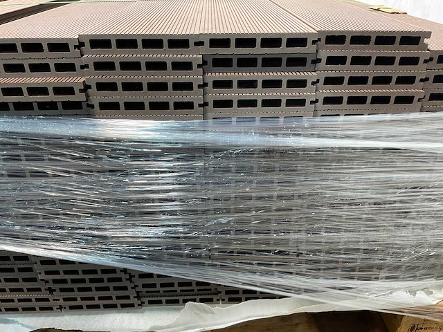 Bamdura composiet vlonderplank - walnoot - 360x14,6x2,5 cm (140x) - afbeelding 2 van  3