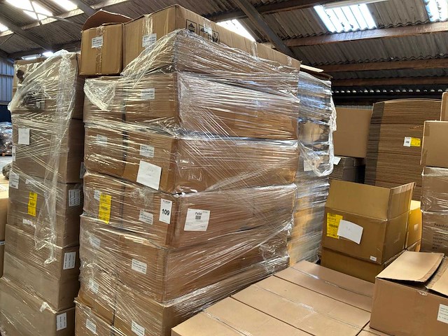 Banana leave white wash decoratiemateriaal (320x) - afbeelding 8 van  8