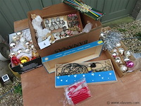 Bananendoos kerstmateriaal - afbeelding 1 van  5