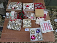 Bananendoos kerstmateriaal - afbeelding 1 van  5