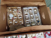 Bananendoos kerstmateriaal - afbeelding 2 van  5