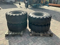 Band en velgenset wiellader - afbeelding 7 van  10