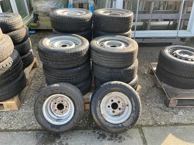 Band op velg (16x) - afbeelding 1 van  3