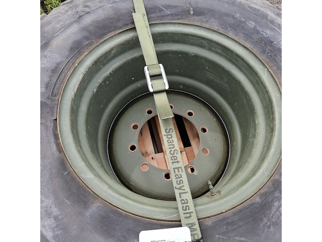 Band op velg - afbeelding 4 van  5