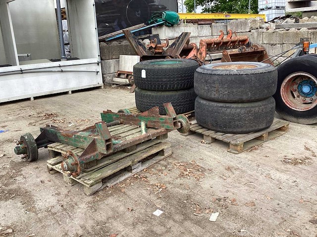 Band, velg en onderstel (4x) - afbeelding 1 van  7