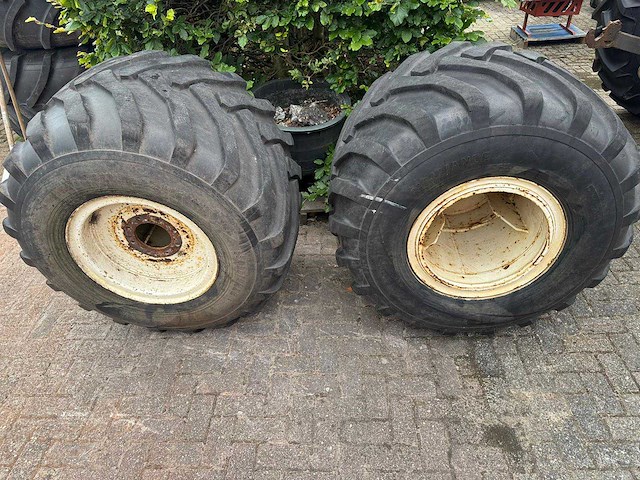 Band, wiel en velg (2x) - afbeelding 1 van  4