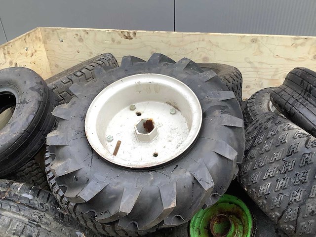 Band, wiel en velg - afbeelding 3 van  7