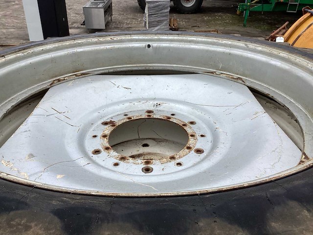 Band, wiel en velg - afbeelding 7 van  9