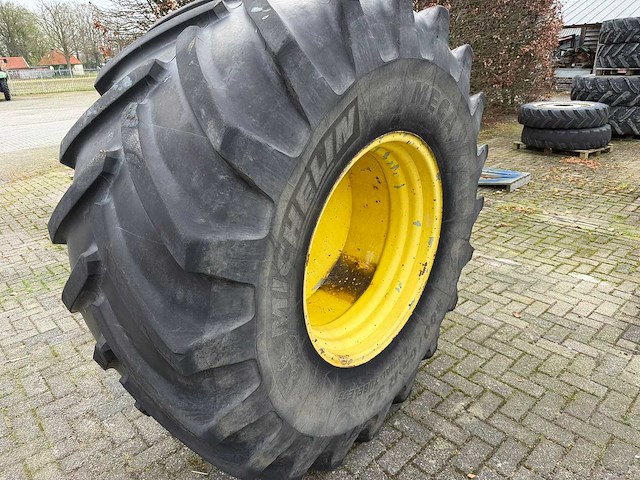 Band, wiel en velg - afbeelding 1 van  2
