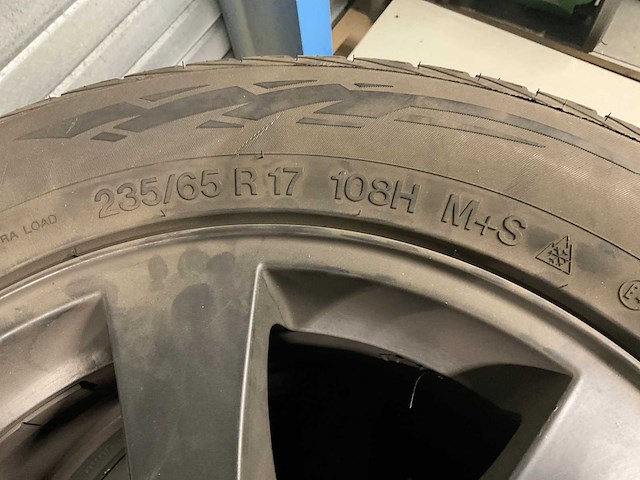 Band, wiel en velg - afbeelding 3 van  6