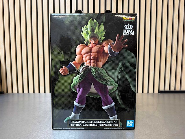 Bandai - dragon ball super king clustar – super saiyan broly (full power) - afbeelding 1 van  9
