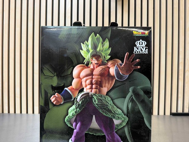 Bandai - dragon ball super king clustar – super saiyan broly (full power) - afbeelding 2 van  9