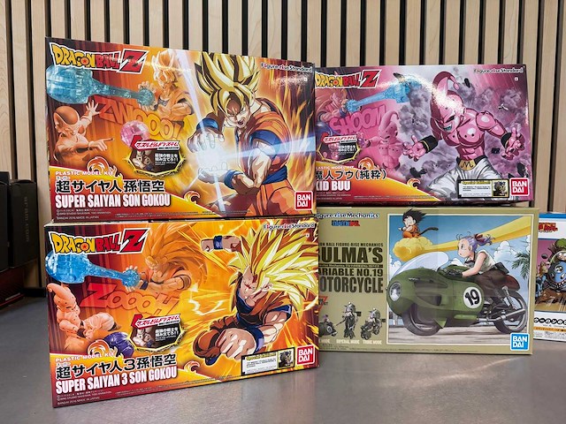 Bandai / banpresto - dragon ball verzamelset bestaande uit meerdere bouwkits en miniatuurvoertuigen (7x) - afbeelding 2 van  8