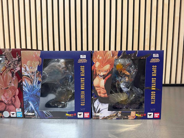 Bandai / tamashii nations - dragon ball z figuarts zero super saiyan collectiefiguren (3x) - afbeelding 5 van  12