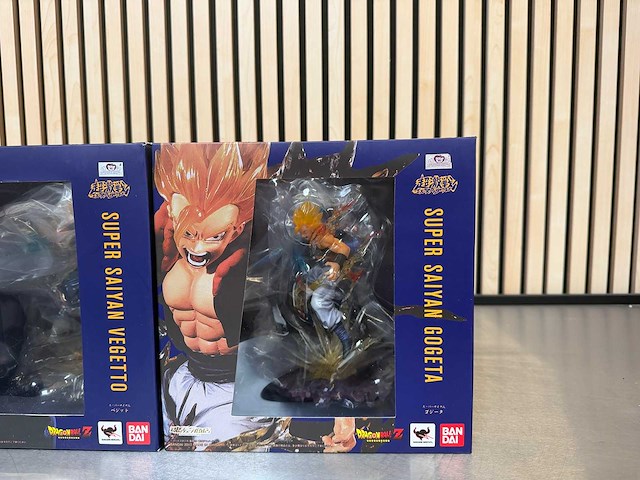 Bandai / tamashii nations - dragon ball z figuarts zero super saiyan collectiefiguren (3x) - afbeelding 6 van  12