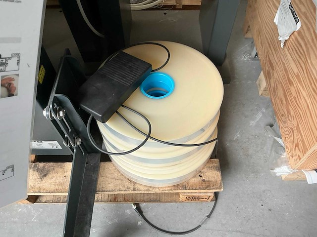 Bandall ba32-20-30 omsnoeringsmachine - afbeelding 7 van  7