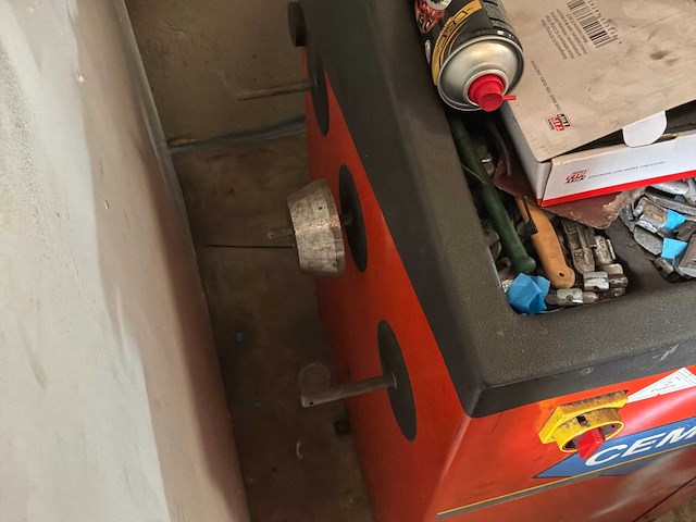 Banden balanceerapparaat en banden wisselapparaat met compressor - afbeelding 7 van  20