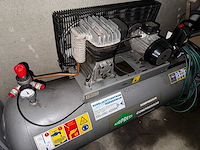 Banden balanceerapparaat en banden wisselapparaat met compressor - afbeelding 9 van  20