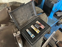 Banden balanceerapparaat en banden wisselapparaat met compressor - afbeelding 18 van  20