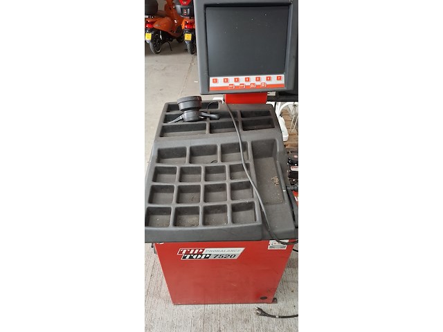 Banden balanceermachine, tip top, p7520 - afbeelding 6 van  6