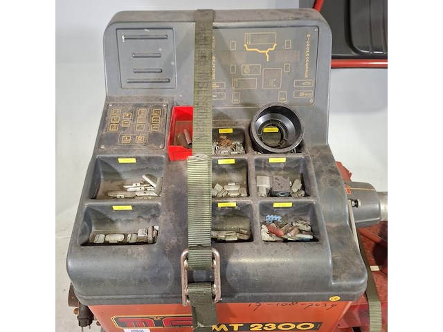 Bandenbalanceerapparaat, mondolfo ferro, mt2300, 2002 - afbeelding 11 van  12