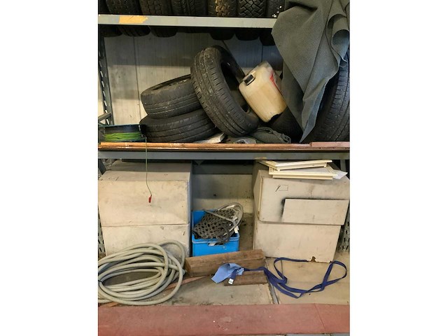 Banden/magazijnstellingen met banden - afbeelding 7 van  12