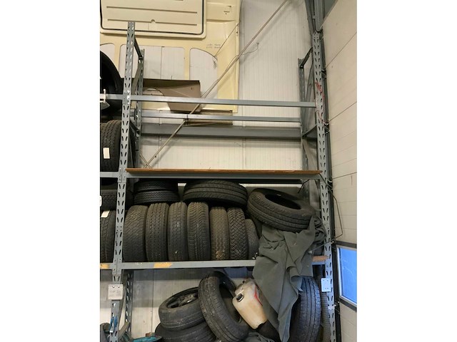 Banden/magazijnstellingen met banden - afbeelding 8 van  12