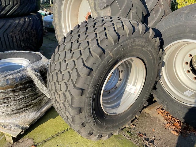 Bandenmarkt kargo-radial band met velg - afbeelding 2 van  7