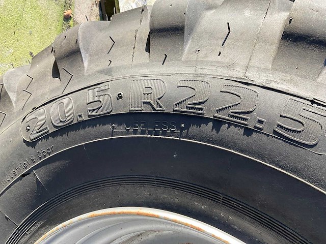 Bandenmarkt kargo-radial band met velg - afbeelding 7 van  7