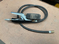 Bandenpomp met manometer - afbeelding 2 van  2