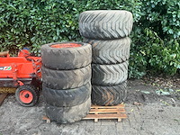 Bandenset graafmachine (2x) bobcat en bkt - afbeelding 1 van  20