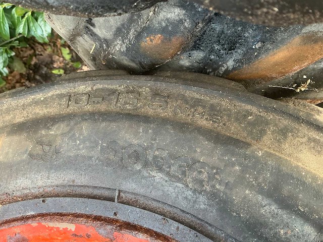 Bandenset graafmachine (2x) bobcat en bkt - afbeelding 7 van  20