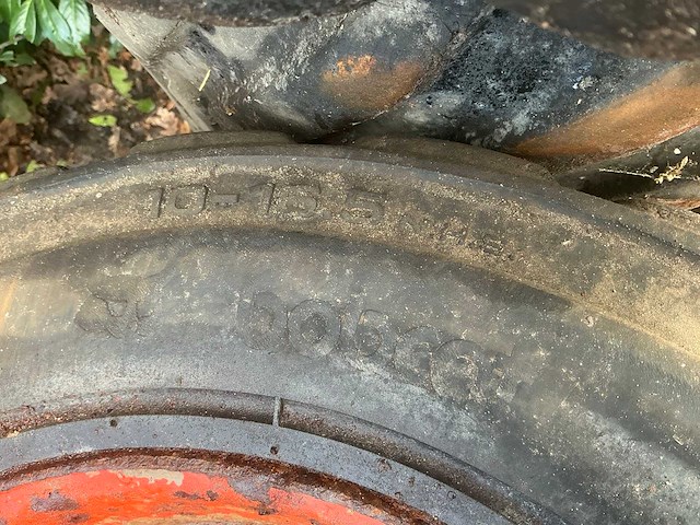 Bandenset graafmachine (2x) bobcat en bkt - afbeelding 8 van  20