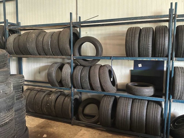 Bandenstelling met banden (3x) - afbeelding 3 van  8