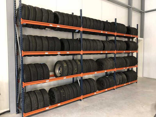 Bandenstelling - afbeelding 1 van  6