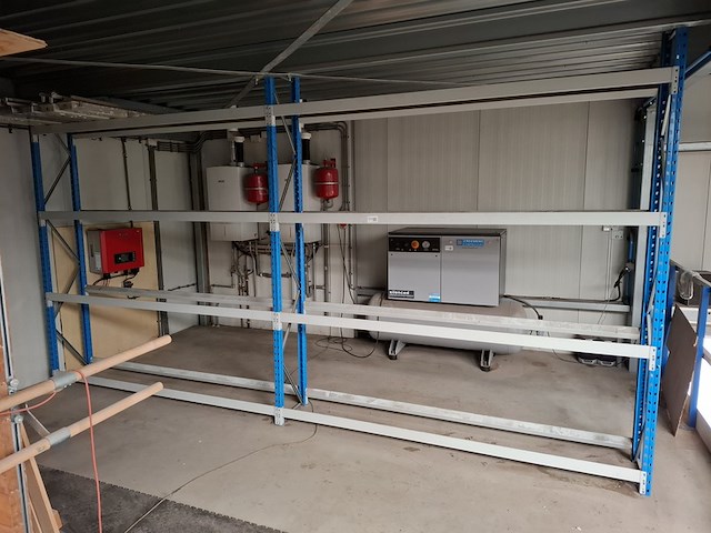 Bandenstelling - afbeelding 1 van  4