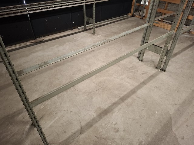 Bandenstelling - afbeelding 2 van  6