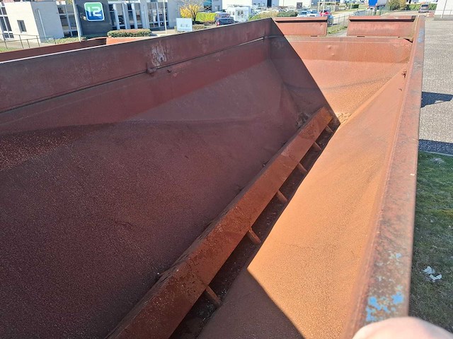 Bandlosser - 2002 - haak en kabelsysteem - stortcontainer - afbeelding 11 van  14