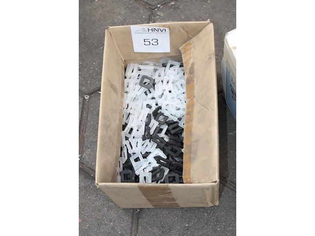 Bandoleerband en kunststoffen clips. - afbeelding 2 van  3