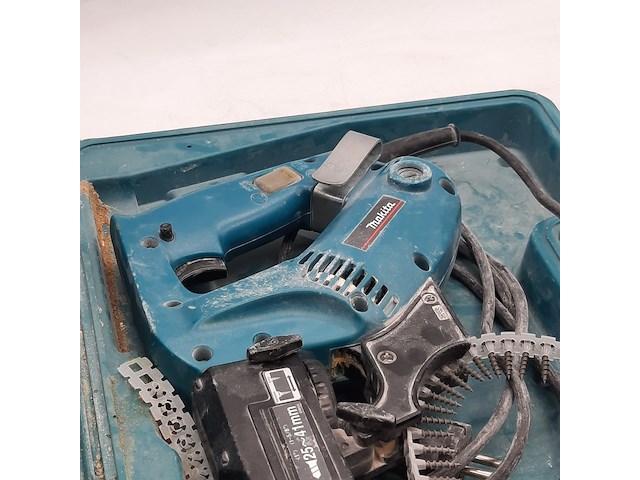 Bandschroefmachine, makita, 6833, 1999 - afbeelding 3 van  9