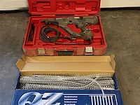 Bandschroefmachine