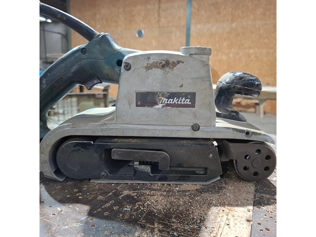 Bandschuurmachine makita, 9403, bouwjaar 2019 - afbeelding 3 van  7