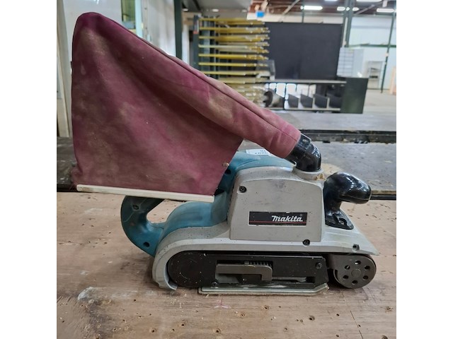 Bandschuurmachine makita, 9403, bouwjaar 2021 - afbeelding 2 van  8