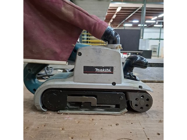 Bandschuurmachine makita, 9403, bouwjaar 2021 - afbeelding 4 van  8