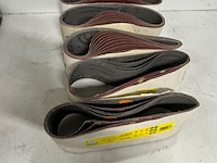 Bandschuurmachine makita, 9924db, met partij schuurbanden - afbeelding 4 van  5