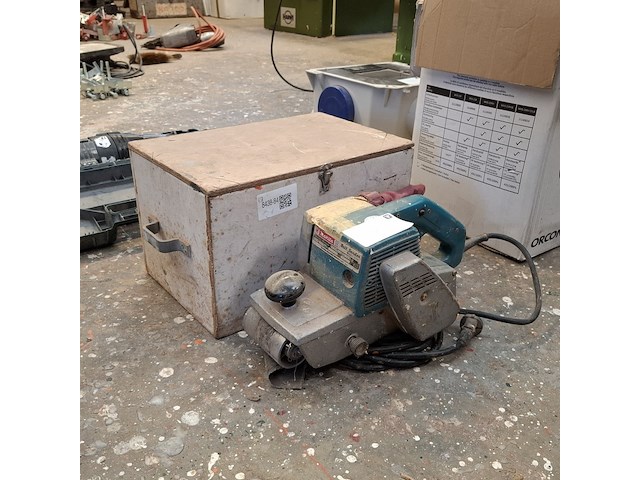 Bandschuurmachine met schaafmachine, makita en metabo - afbeelding 4 van  12