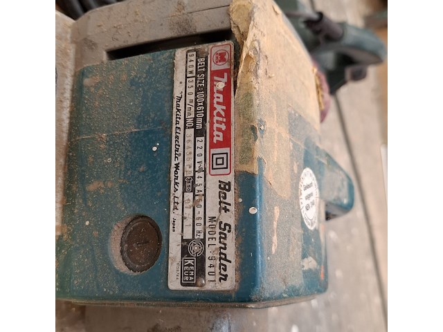 Bandschuurmachine met schaafmachine, makita en metabo - afbeelding 8 van  12