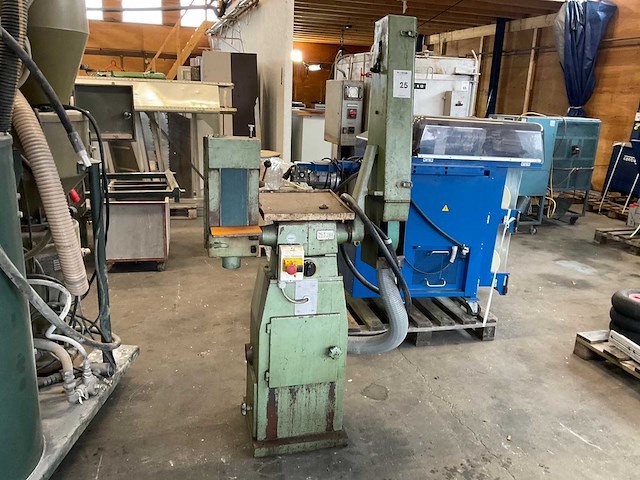 Bandschuurmachine - afbeelding 1 van  5