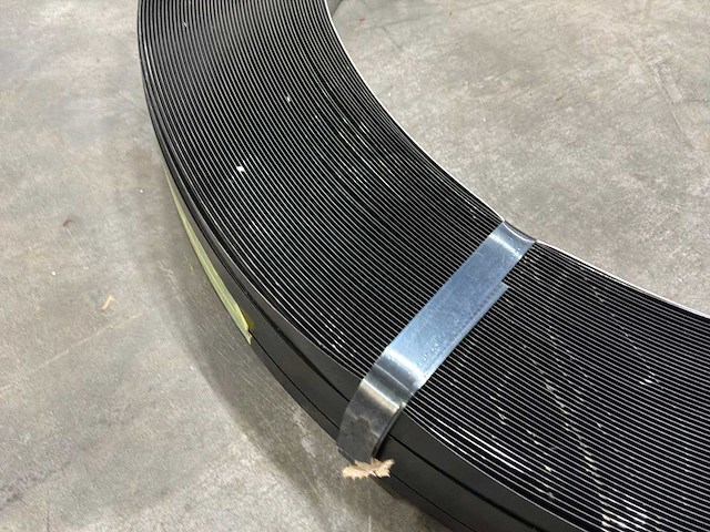 Bandstaal 12mm zwart gelakt 0,4mm dik (2x) - afbeelding 4 van  4
